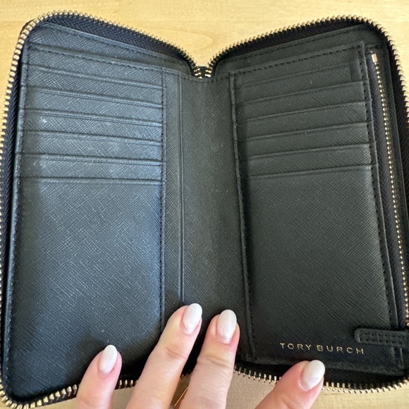Tory Burch black leather wallet - Picture 4 of 4